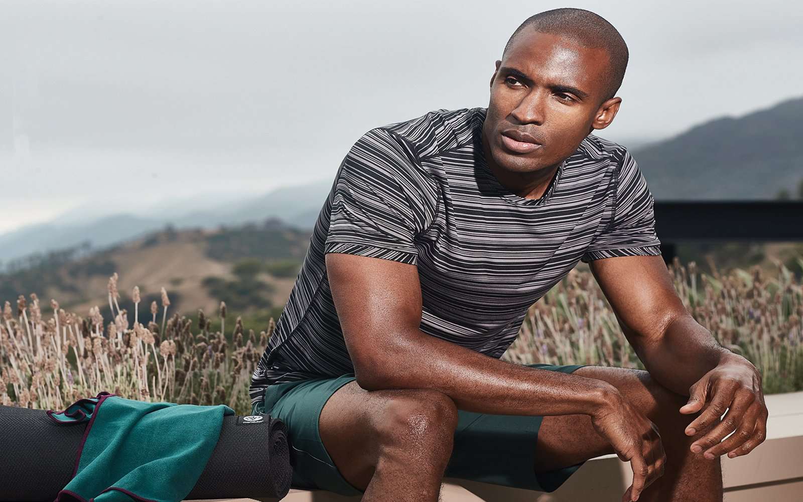 Short Sleeve Activewear Shirts for Men: Stylish and Functional Options