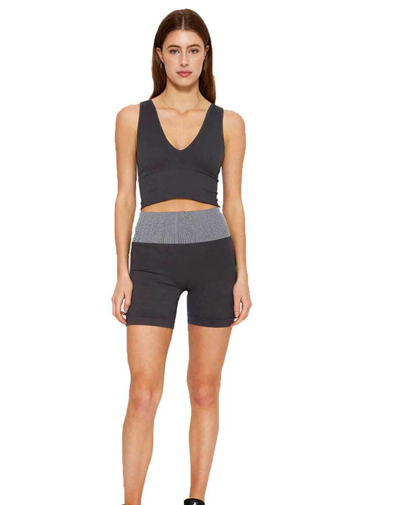 Cream Yoga Ashley Biker Shorts - Faded Black