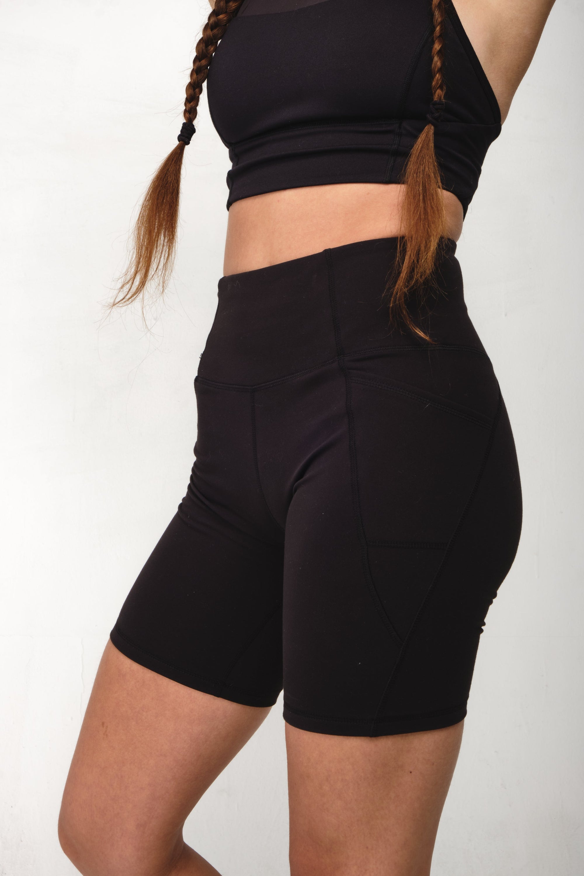 Seaav Bike Shorts - Mukha Yoga