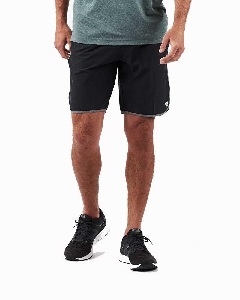 Vuori Banks Shorts Black Linen Texture