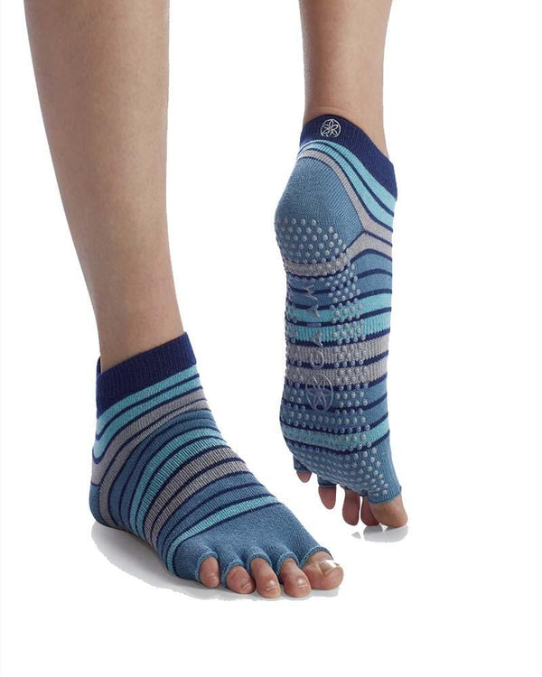 Gaiam Toeless Yoga Socks - Mukha Yoga